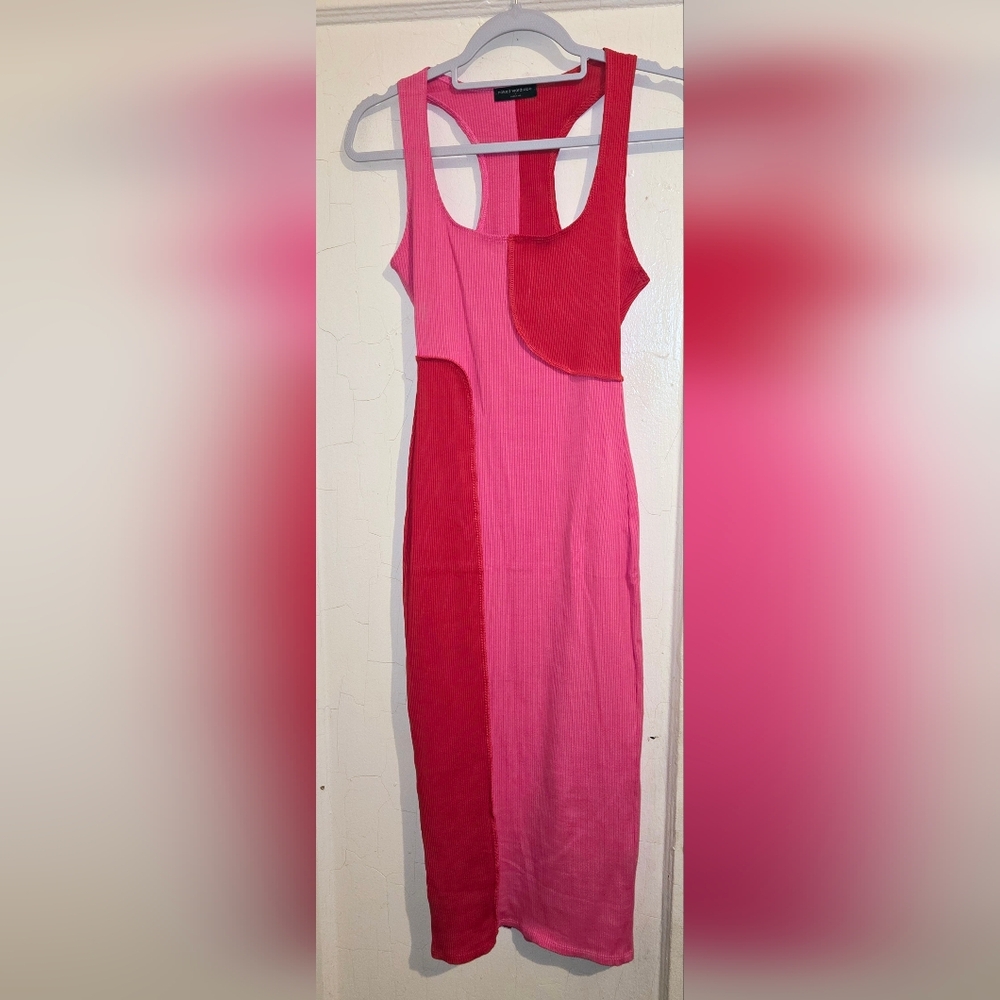 Naked wardrobe Pink and Red Colorblock Ribbed Tank Dress, P To P 14, L 39